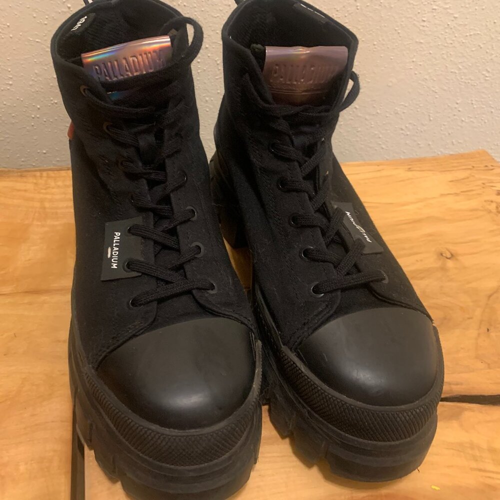 Palladium Boots - Black, Size 9, very good condition